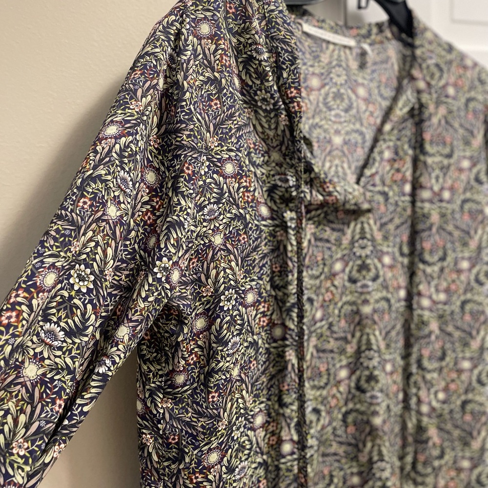 Blouse - Picture 4 of 4